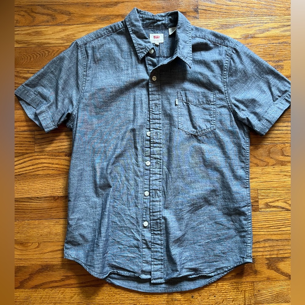 Levi’s Button Down! - image 1